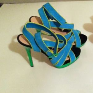 Sexy Heels! [Jessica Simpson ]